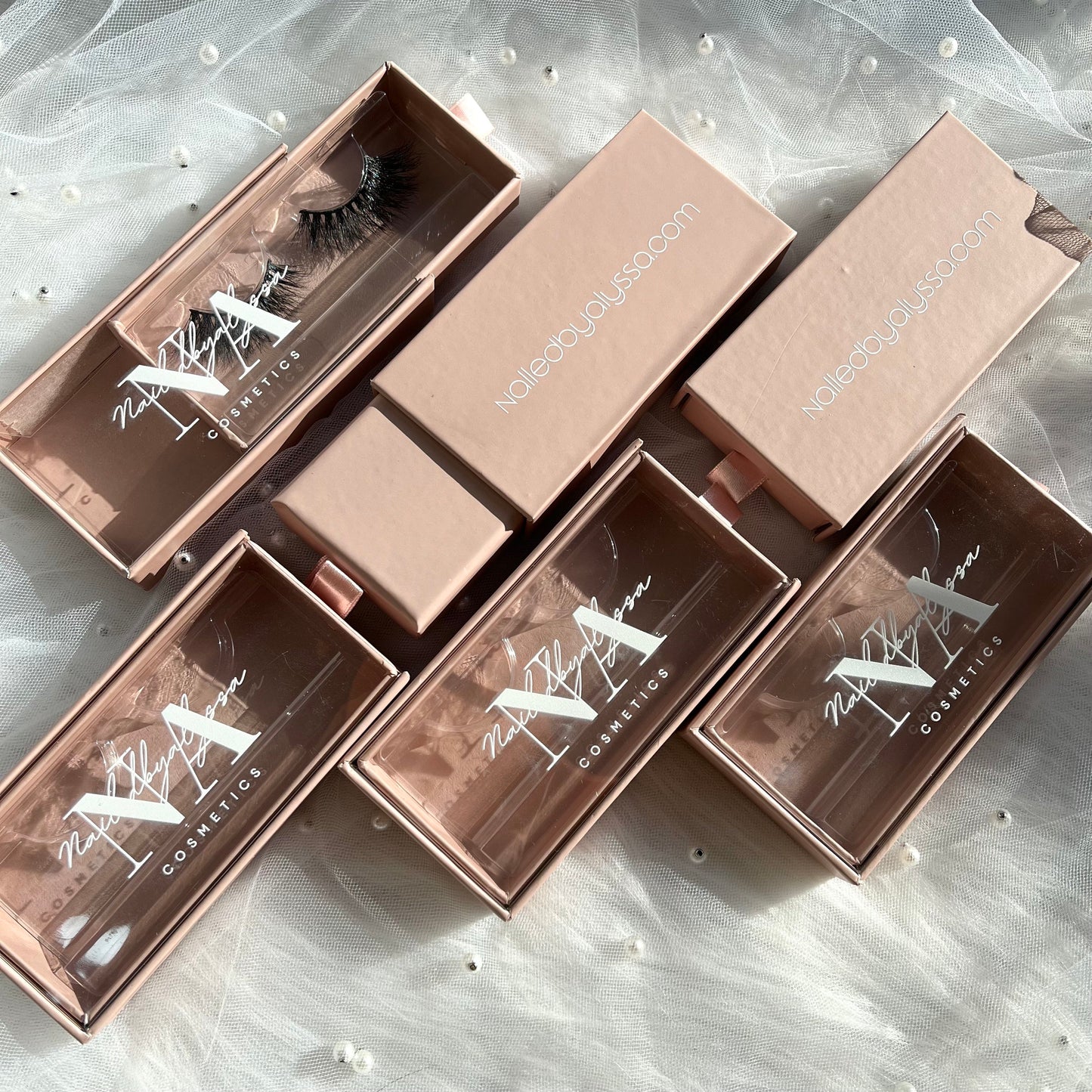 Wholesale Smooth Liquid Lip Gloss Vegetarian Shiny Lip Gloss Make Your Own Lip Gloss With Rectangular Tube