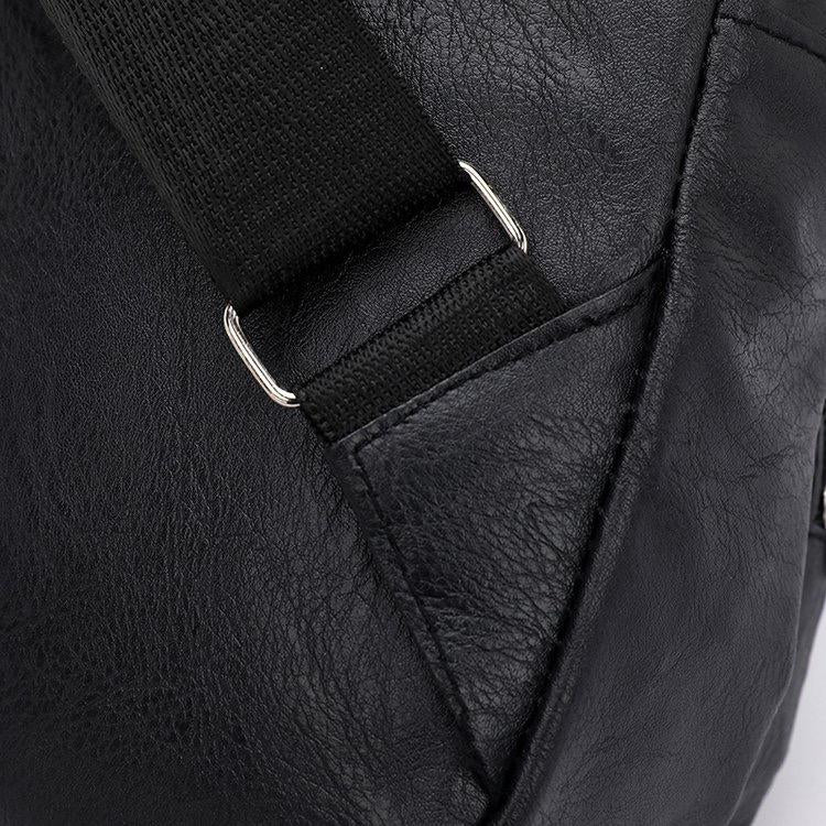 2024 New Men's Leather Chest Bag With Multi-functional USB Fashion Leisure Sports Shoulder Bag Factory Direct -30*15