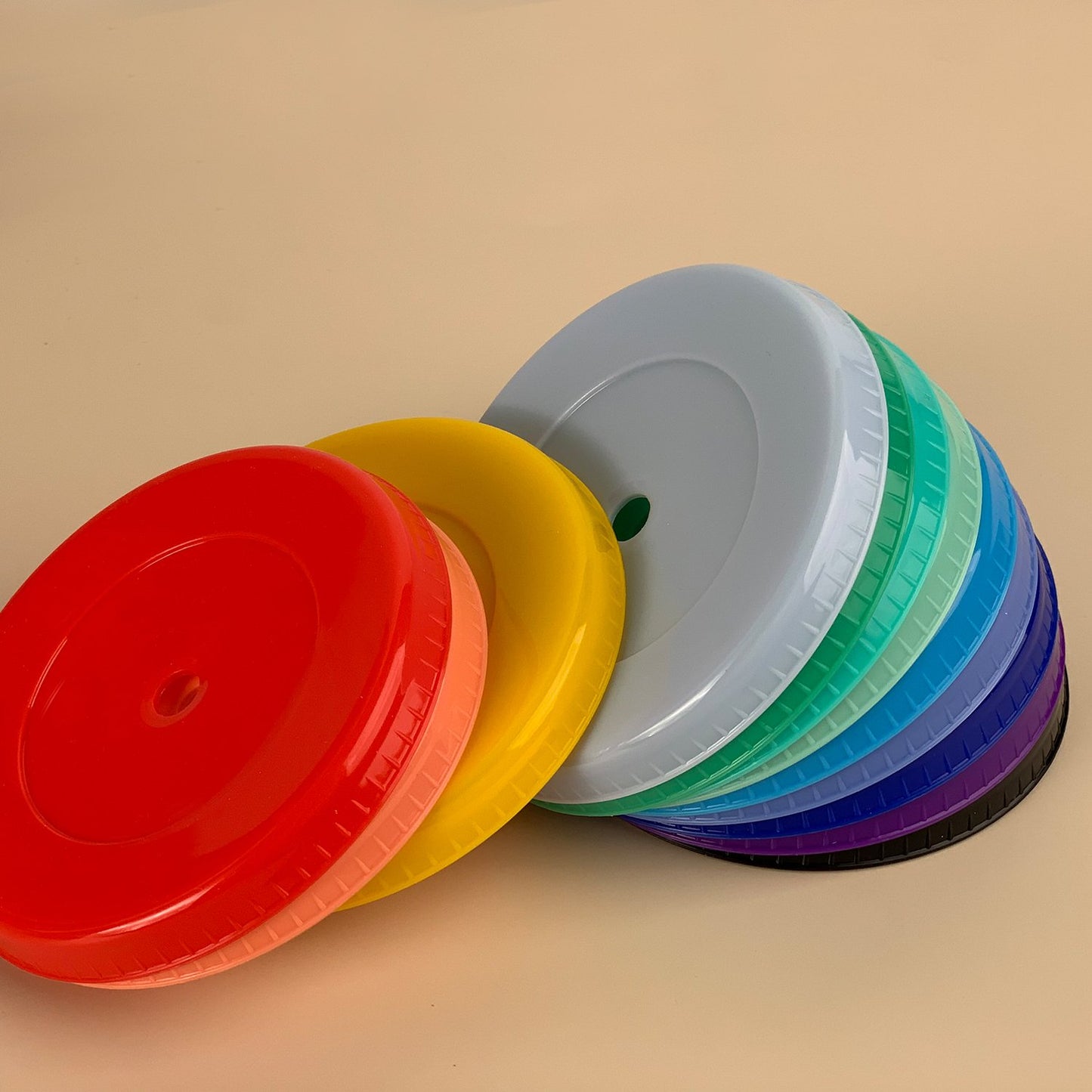 Hot Sale Bisphenol A Free Reusable Drinking Cold Cup 16 Oz/24 Oz Polypropylene Frosted Plastic Cup With Lid And Straw