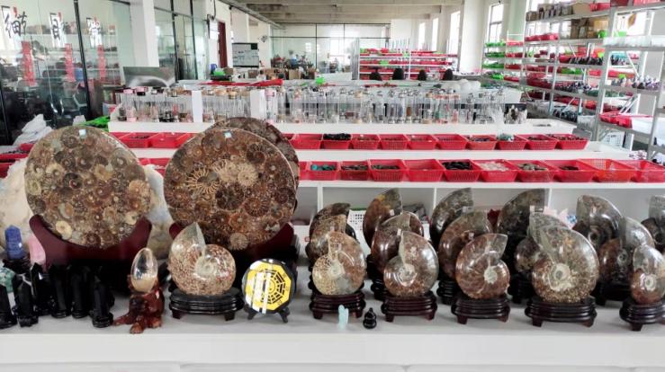 Natural Crystal Stone Lamp Adjustable Brightness Oval Crystal Lamp Crystal Crafts Gifts