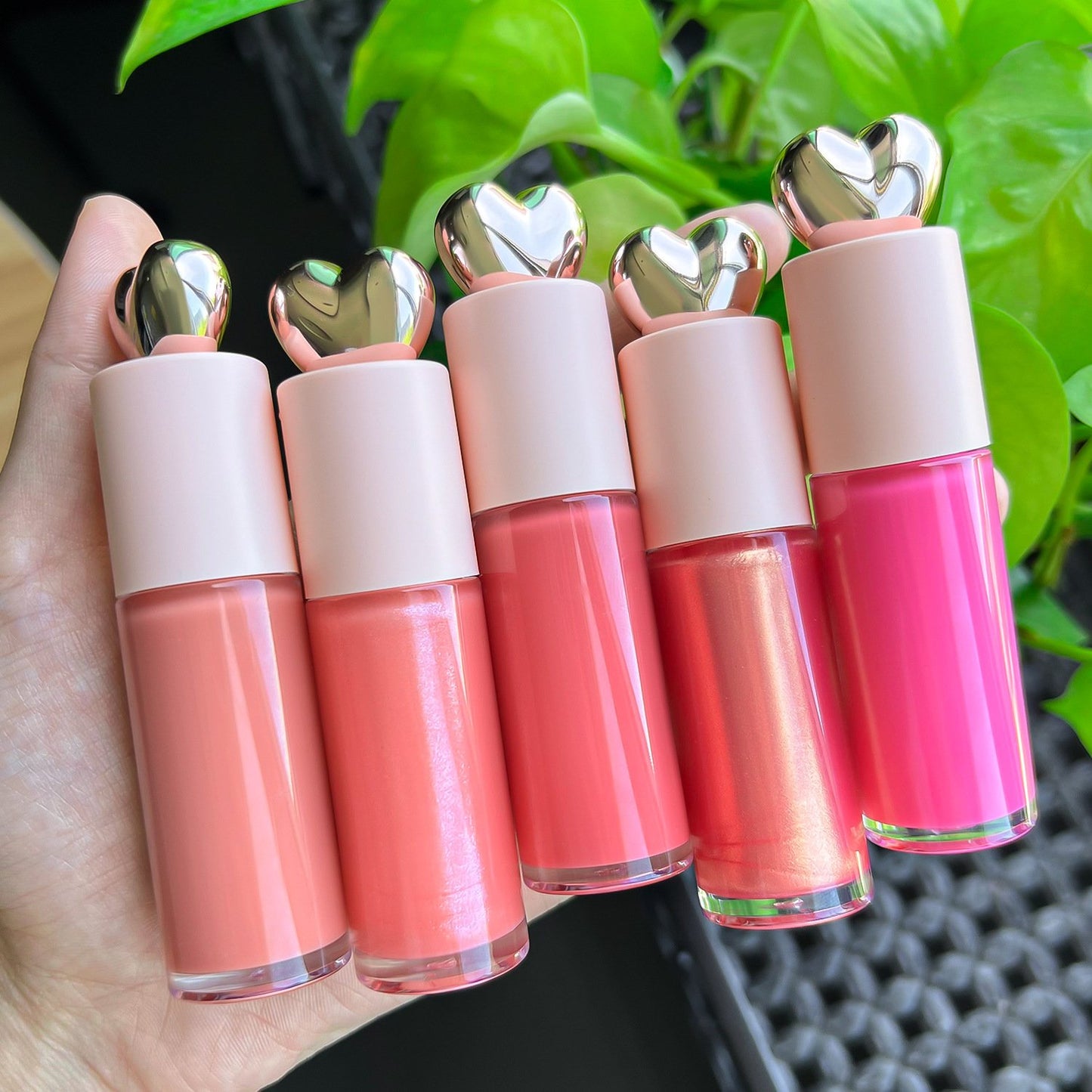 Vegetarian Waterproof Matte Liquid Lipstick Gloss Lip Gloss Custom Your Logo High Quality Heart Shape Lip Gloss Tube DIY Lip Gloss