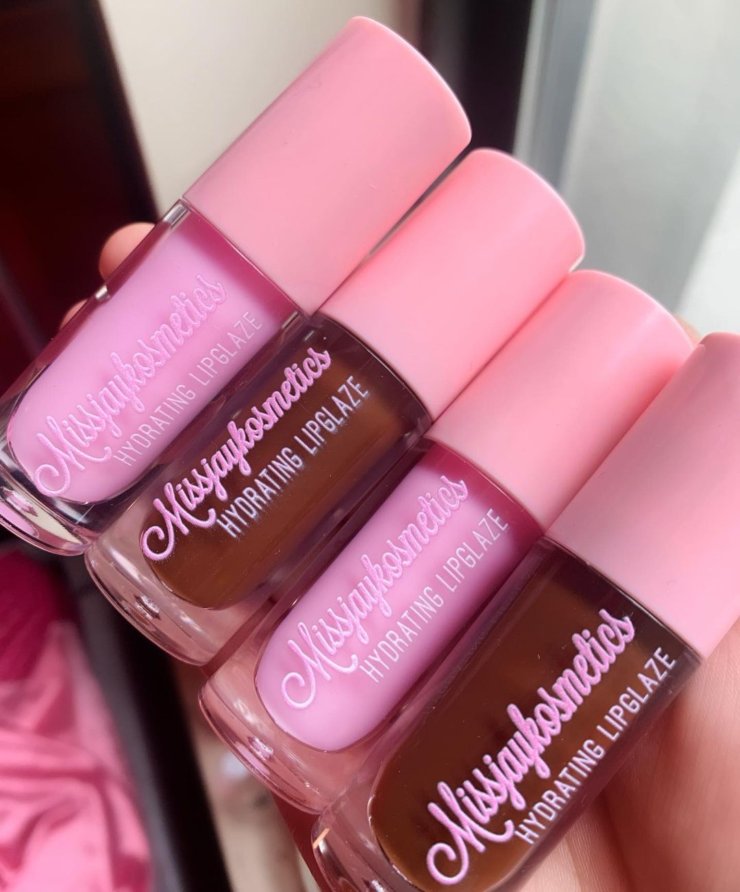 Wholesale Smooth Liquid Lip Gloss Vegetarian Shiny Lip Gloss Make Your Own Lip Gloss With Rectangular Tube