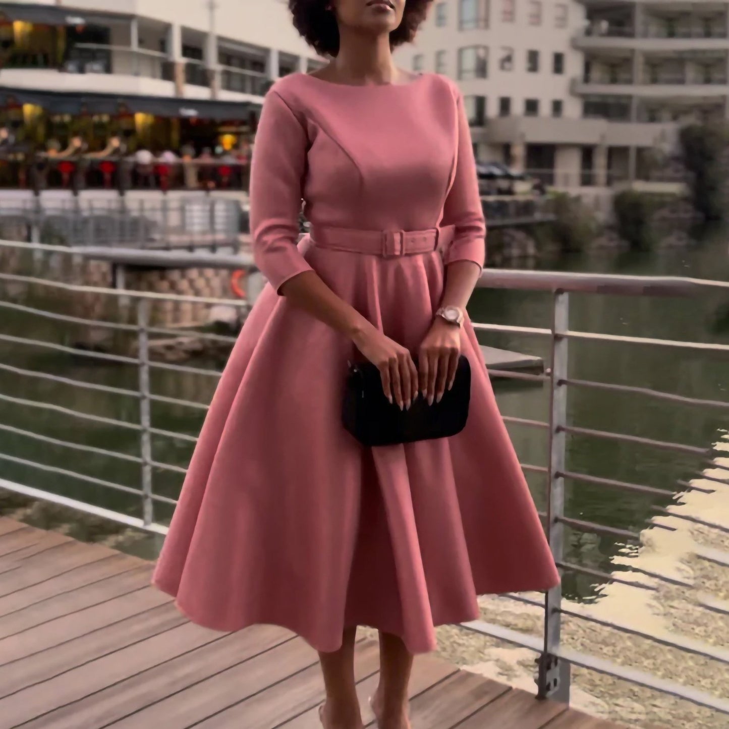 Zhe Zhe Fashion Plus Size Women's Elegant Casual Luxury Round Neck Mid-Sleeve Dress