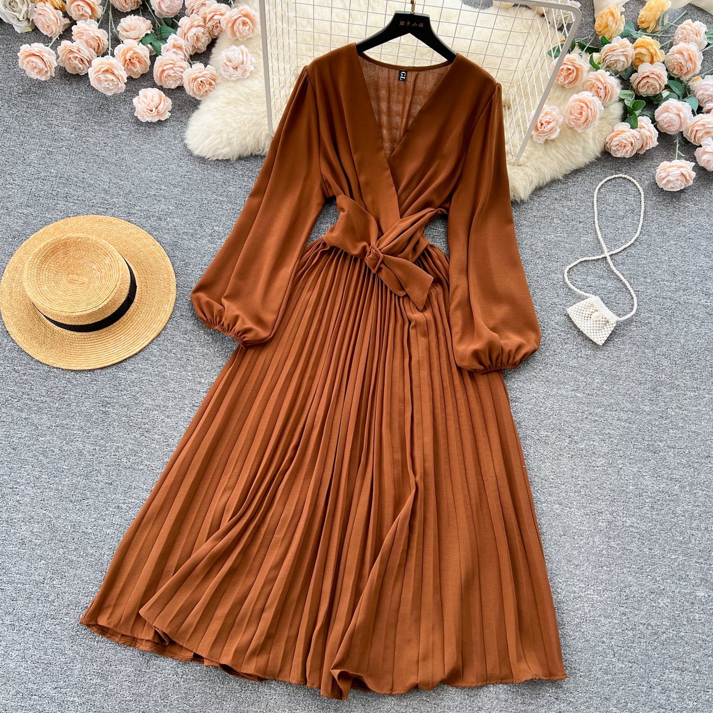 Summer Roman V-neck Tunic Waist Dress Women's Long Lantern Sleeve Empire Lace Dress Red Yellow Purple Black