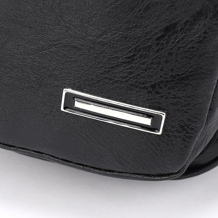 2024 New Men's Leather Chest Bag With Multi-functional USB Fashion Leisure Sports Shoulder Bag Factory Direct -30*15