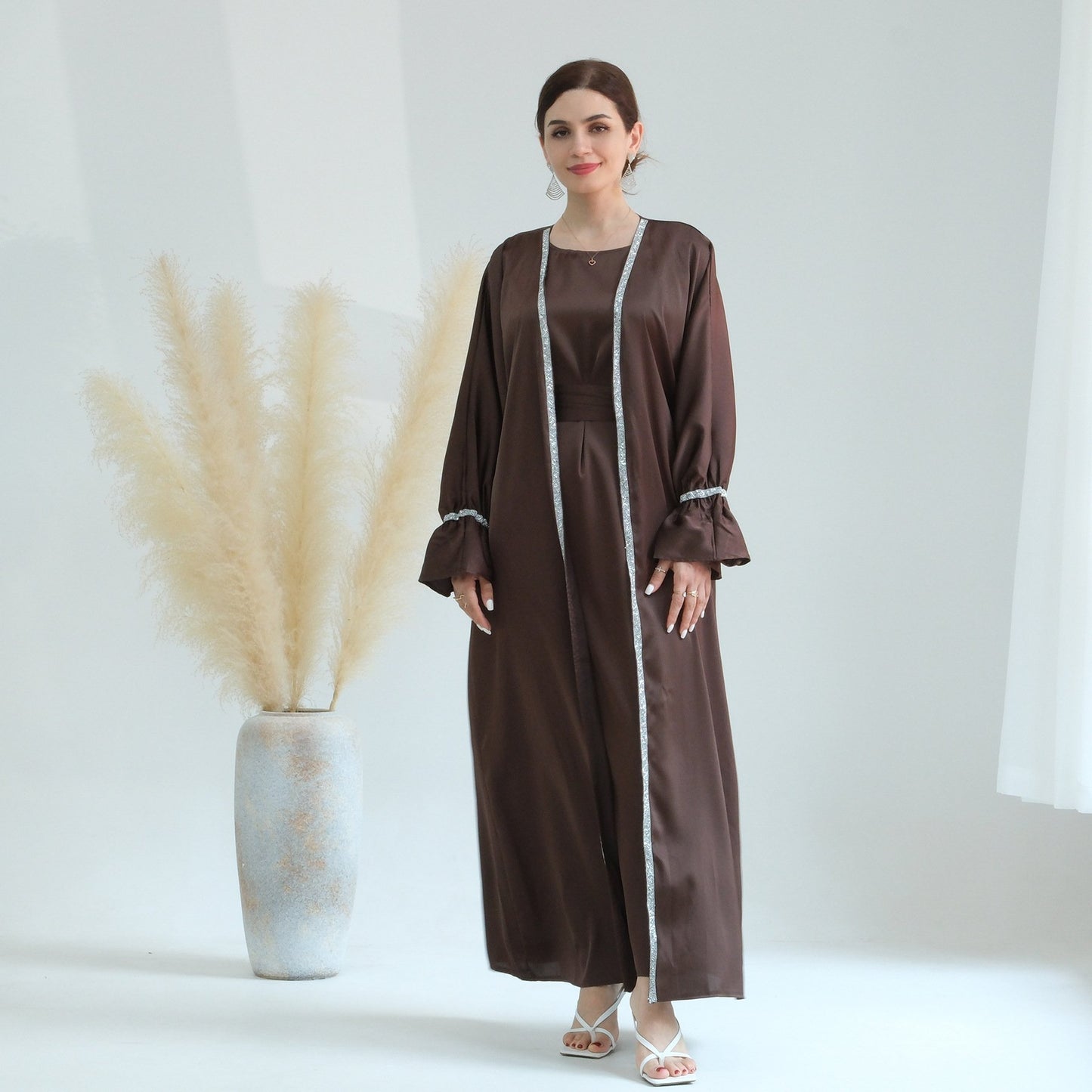 2023 New Design Eid Fitr Dubai Islamic Elegant Luxury Modest Abaya Women Muslim Dress Turkey Slide Dress Diamond Satin Silk
