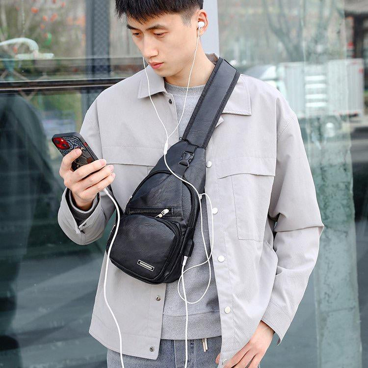 2024 New Men's Leather Chest Bag With Multi-functional USB Fashion Leisure Sports Shoulder Bag Factory Direct -30*15