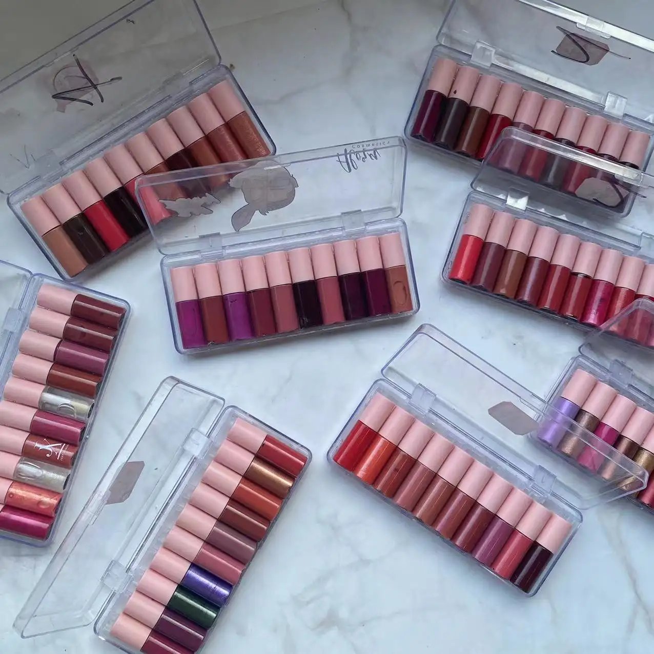 Private Label Matte Gloss Mini Lip Gloss Shine Lip Gloss Vegetarian Lip Gloss Suit Nude Lip Gloss