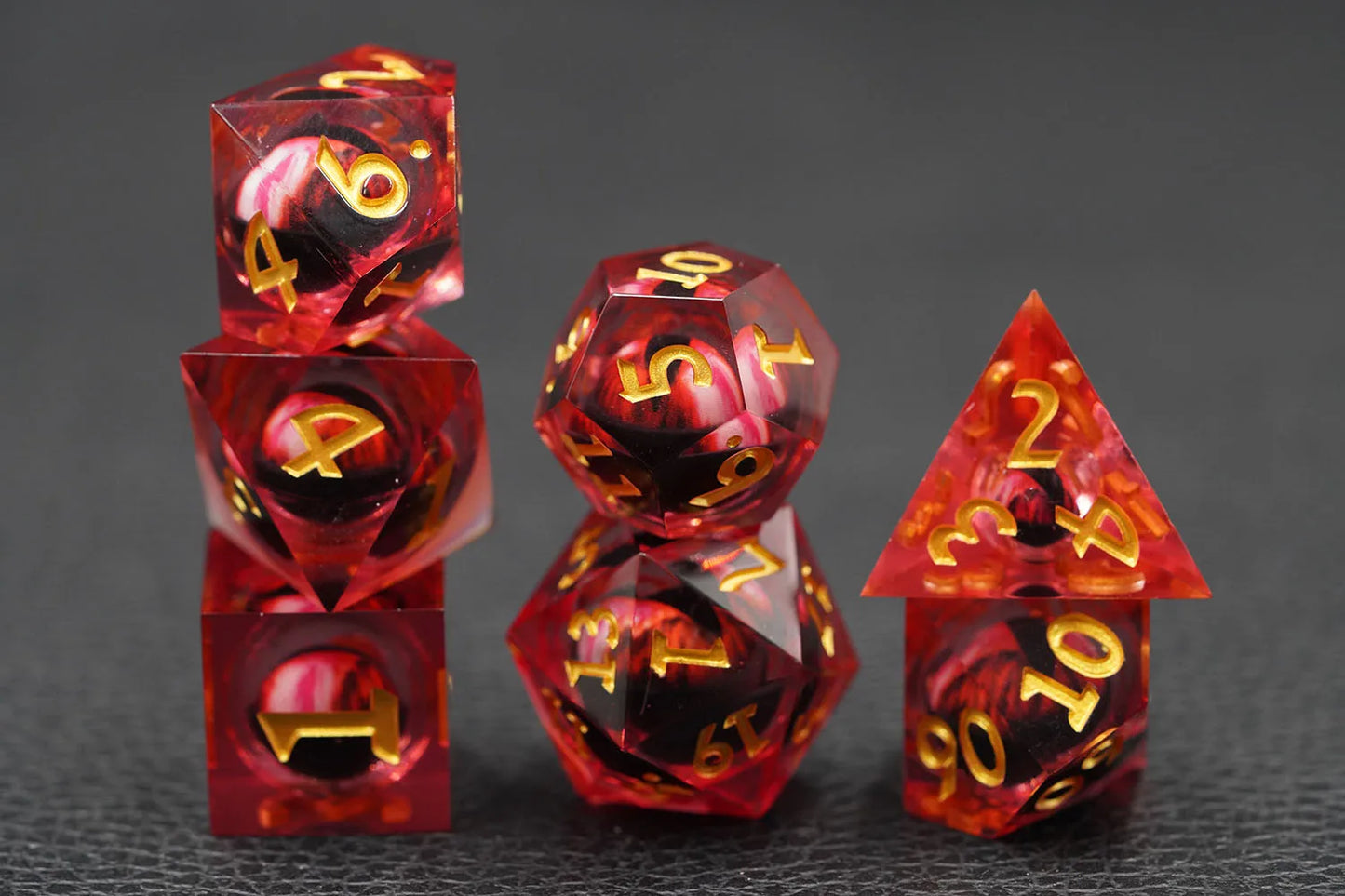 Sharp Edge Polyhedron Red Dragon Eyeball Moving Dice Suit For Dungeons & Dragons D & D Role Playing Table Game