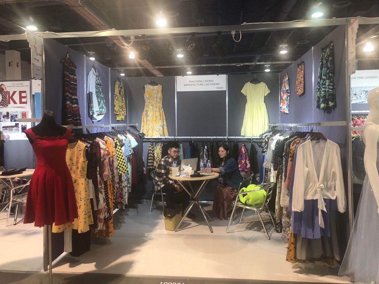 Wholesale Clothing Fashion Women's Factory Discount Assorted Bulk Clothing Shipping Store Big Bag Women Top Dress