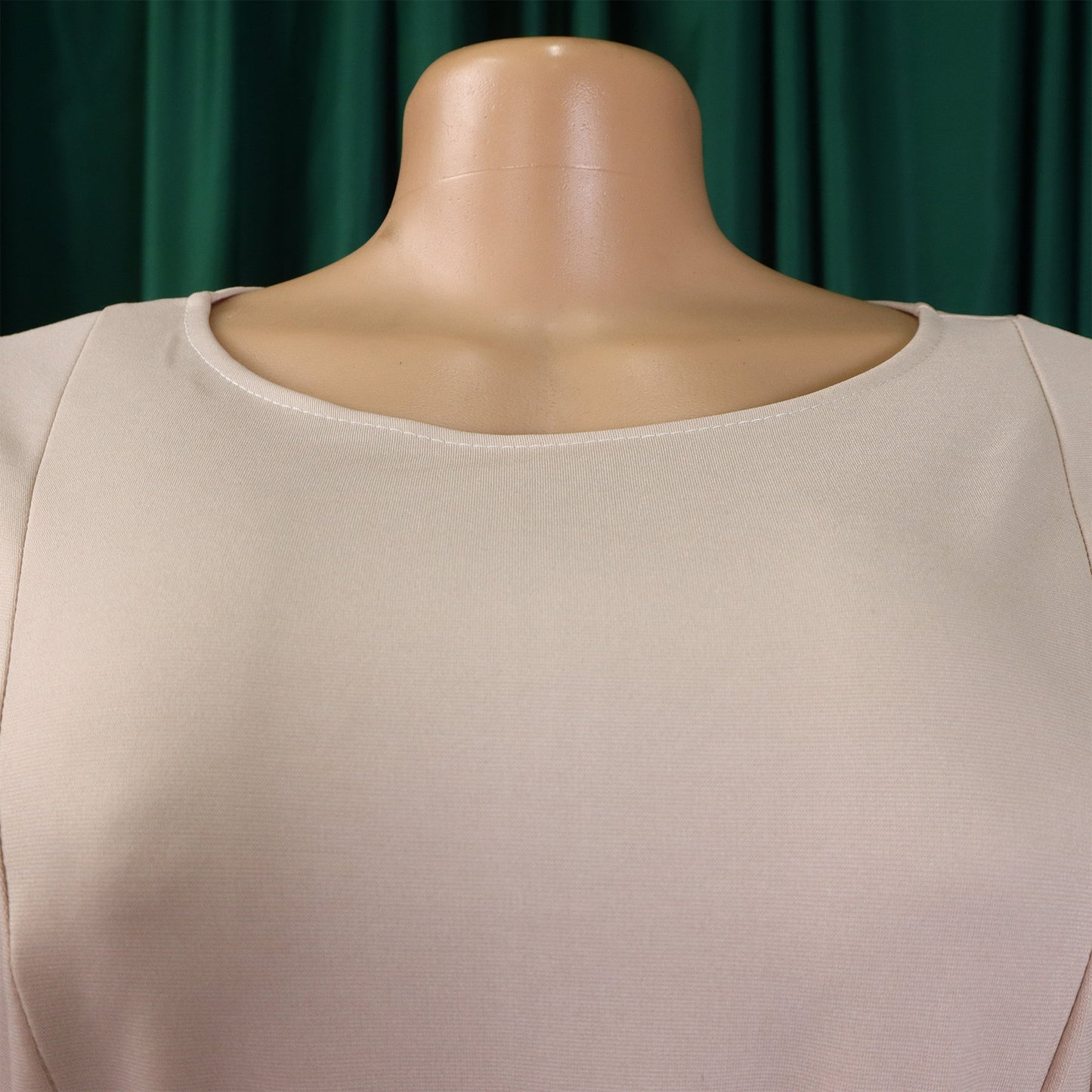Latest Design Professional Clothing Women Casual Elegant O Collar Powder Puff Sleeves First Line Women Office Clothing Church Women's Clothing