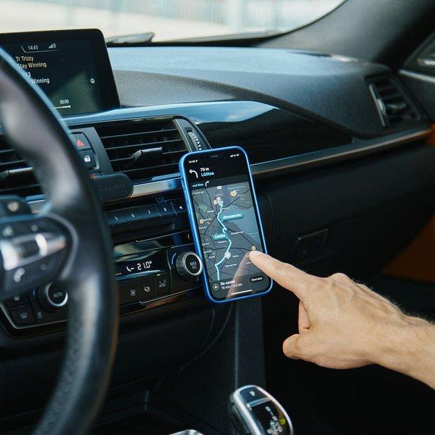 Customized Alloy Super Strong 8 Pcs Magnetic 360 Rotating Car Phone Holder, Suitable For IPhone 14 Professional Largest Magnet GPS Car Holder