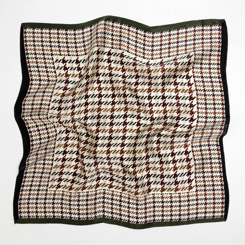100% 丝巾印花服务设计师foulard socie女士方形定制丝巾带标志100% silk scarf printing service designer fould socie ladies square custom silk scarf with logo