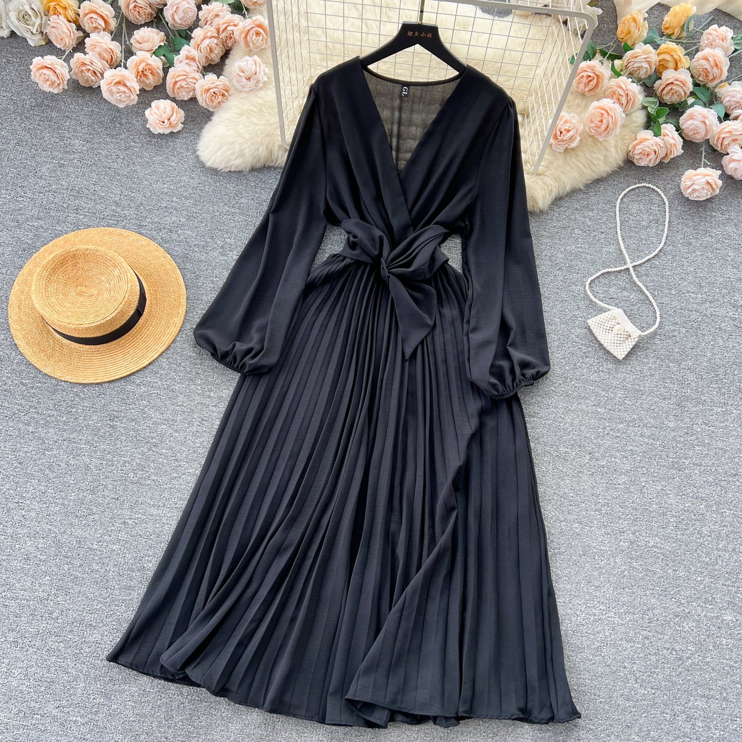 Summer Roman V-neck Tunic Waist Dress Women's Long Lantern Sleeve Empire Lace Dress Red Yellow Purple Black