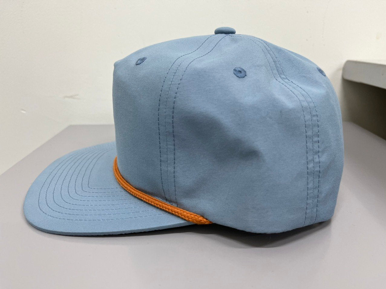 Wholesale Blank 256 Flat Eaves Snapshot Cap Custom Logo 5 Panel Sports Cap With Rope OEM Vietnam Headwear Outdoor Cap Cap