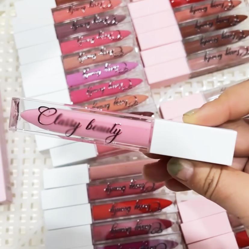 Wholesale Waterproof Gloss Lip Gloss Private Label Transparent Matte Glitter Vegetarian Gloss Lip Gloss