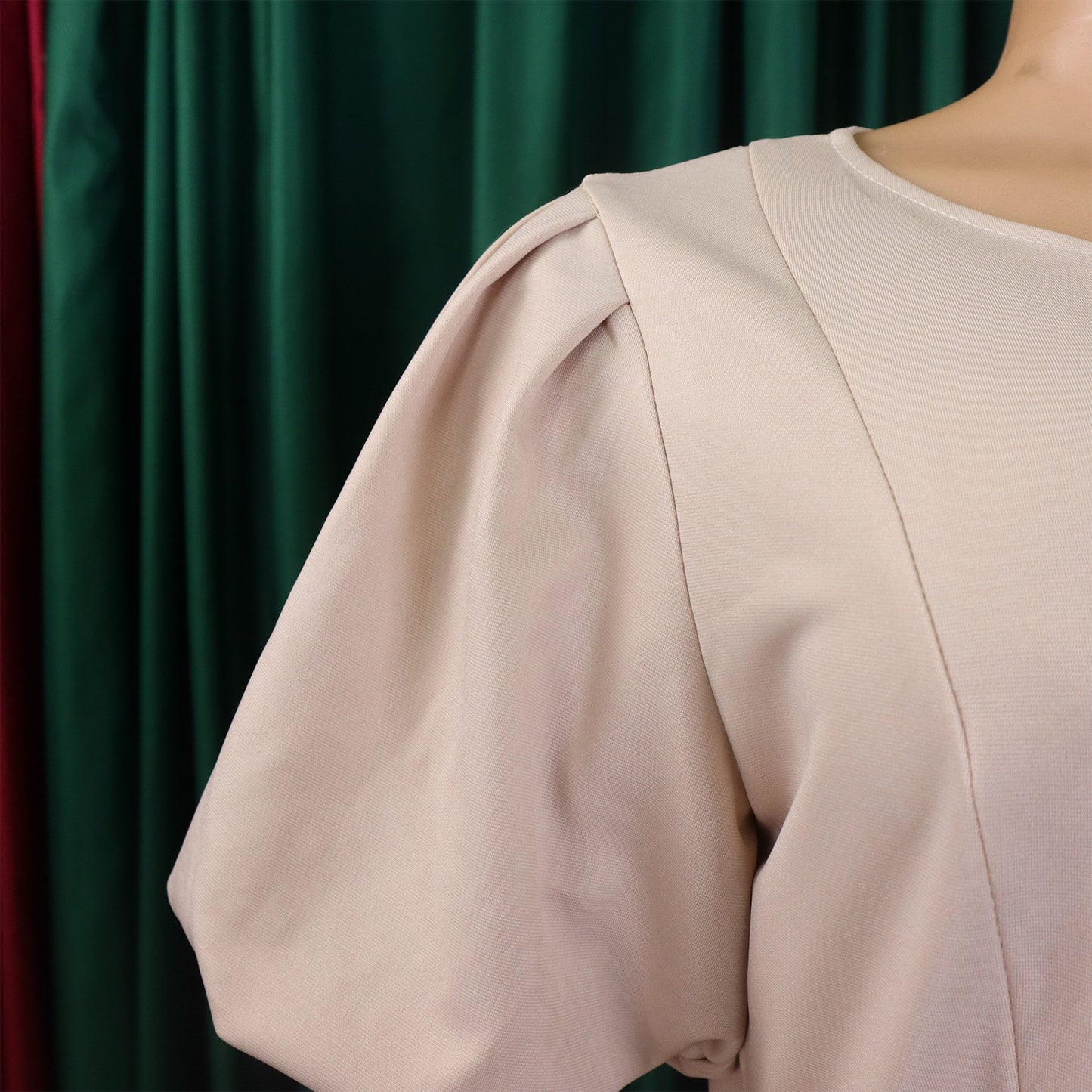 Latest Design Professional Clothing Women Casual Elegant O Collar Powder Puff Sleeves First Line Women Office Clothing Church Women's Clothing