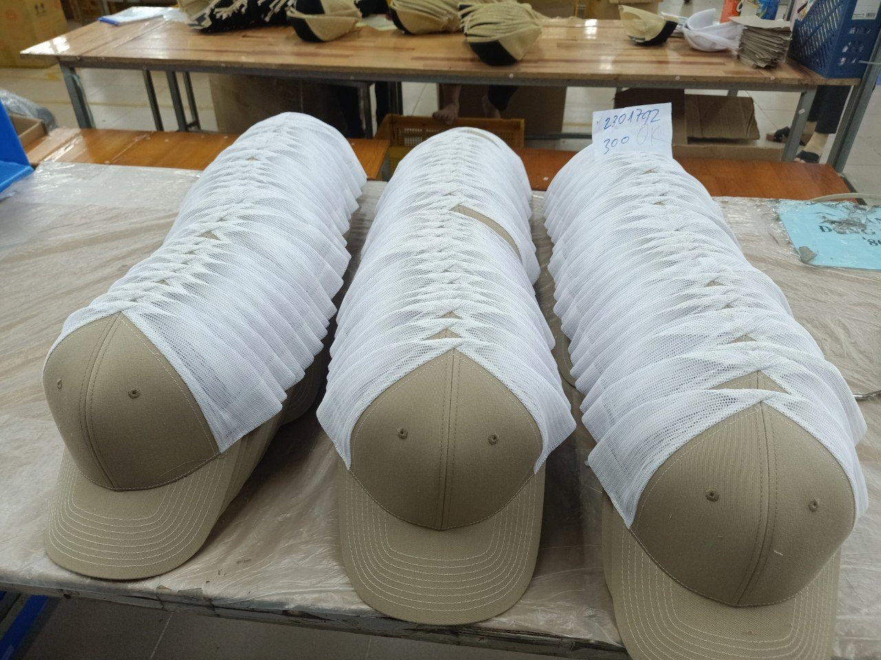 High Quality 100% Polyester Waterproof Golf Hat Moisture Wicking Laser Hole Embroidery Promotional Golf Brand Clothing