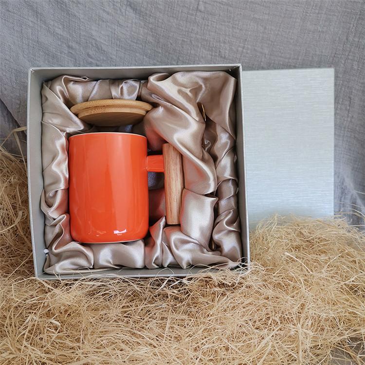 Hot Sale Gift Porcelain Cup, Bamboo Lid Ceramic Cup With Lid And Spoon, Wooden Handle Ceramic Coffee Cup