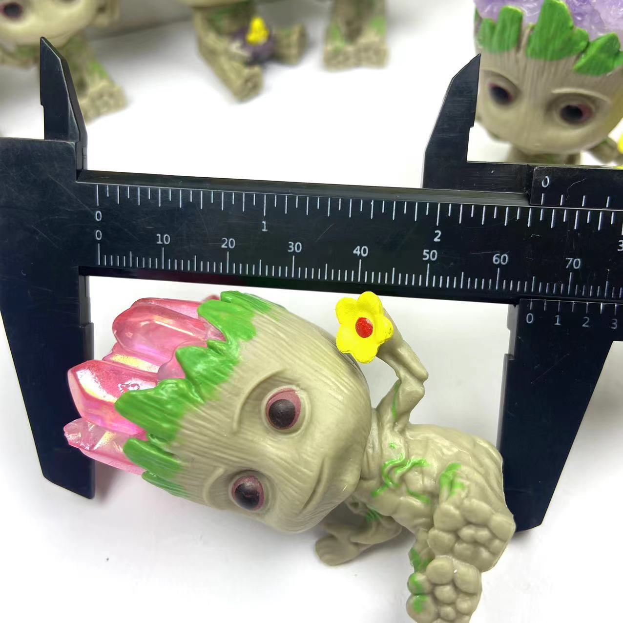 Hot Sale Natural Crystal Chip Crafts Groot Halo Crystal Crafts Home Decoration Gifts