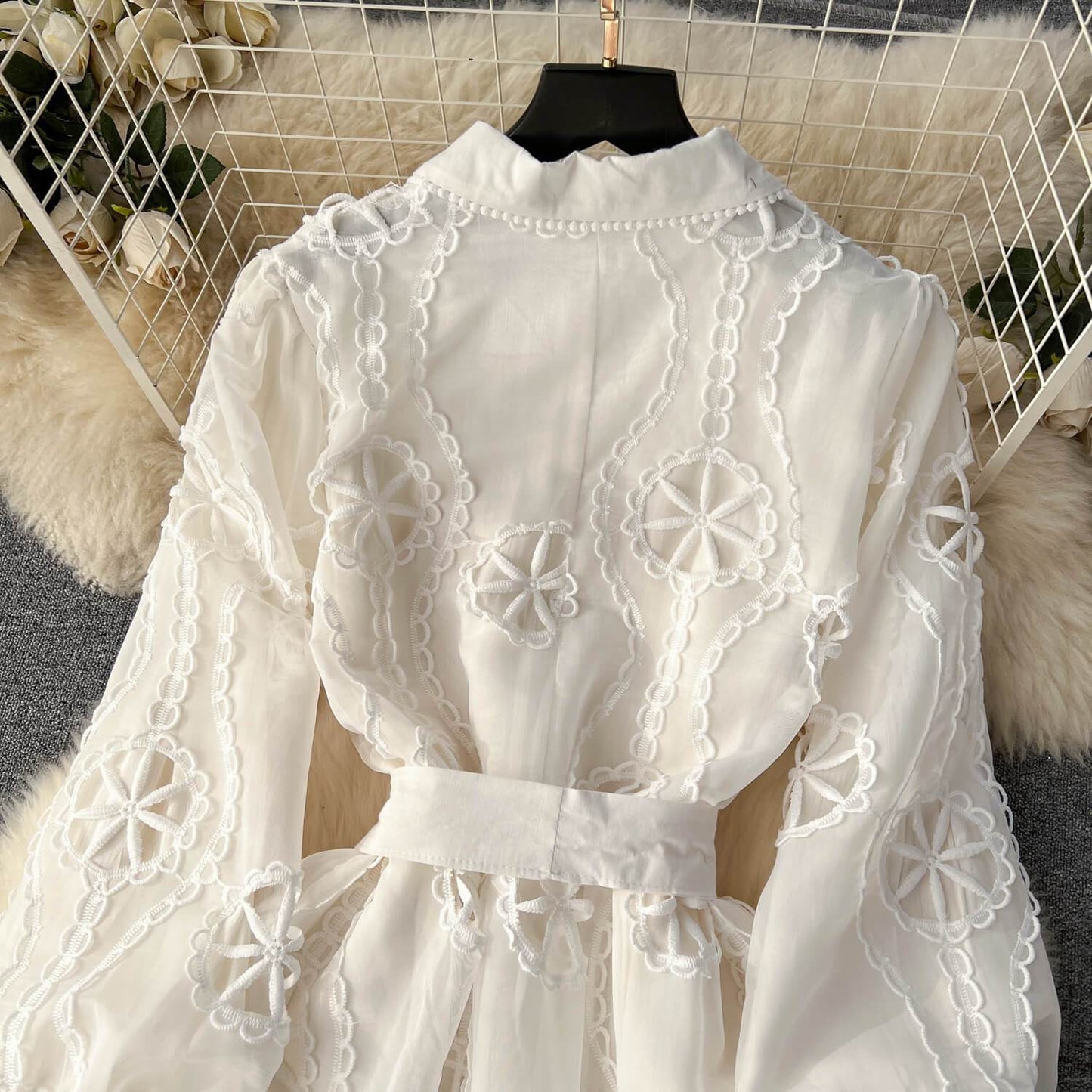 Wholesale 2024 Spring New Embroidered Hollow Flower Single-breasted Slim-fit Medium Bubble Sleeve Women's Clothing