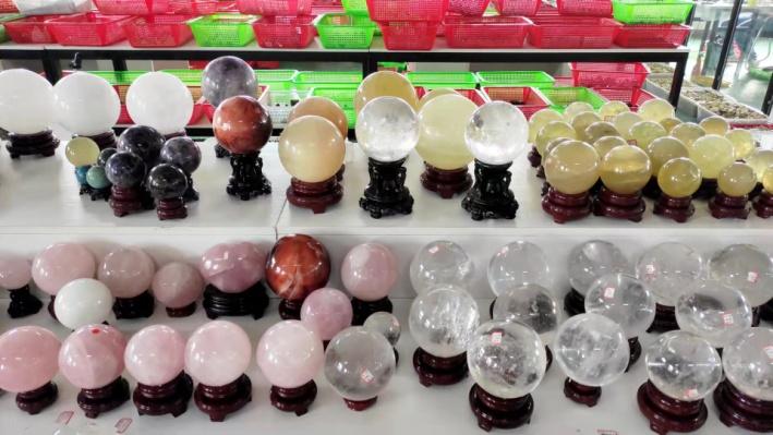 Natural Crystal Stone Lamp Adjustable Brightness Oval Crystal Lamp Crystal Crafts Gifts