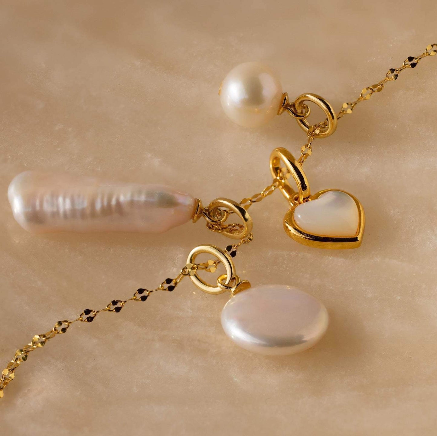 Mother Of Pearl Spell Titanium Pendant Necklace Inlaid Heart-shaped Pearl Geometric Pearl Jewelry