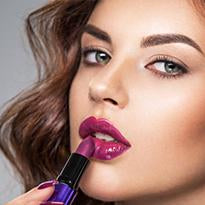 Cosmetics Manufacture High Quality Unique Mirror Vegetarian Lip Gloss Customized Logo Nude Color Lip Gloss Lip Gloss Liquid Lip Balm