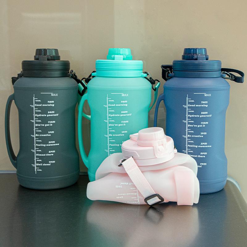 Wholesale BPA Free 2L Sports Gym Collapsible Drinking Collapsible Silicone Travel Straw Water Bottle