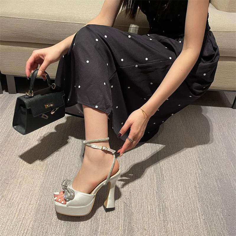 2023 Fashion Runway Rhinestone Ankle Strap High Heels Women's Sandals Crystal Bow Open Toe Platform Thick Party Dance Shoes