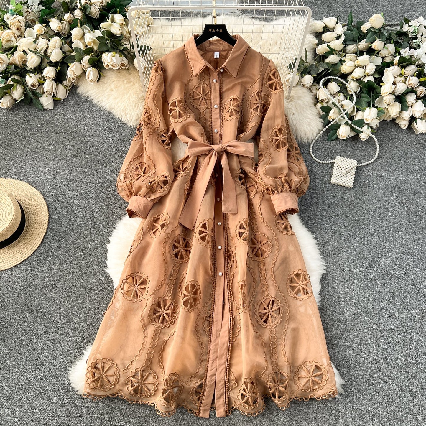 Wholesale 2024 Spring New Embroidered Hollow Flower Single-breasted Slim-fit Medium Bubble Sleeve Women's Clothing