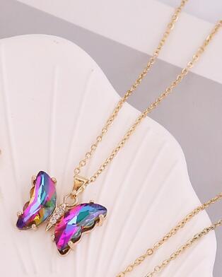 Lefeng Fashion New Personality Fashion Colorful Design Gradient Butterfly Pendant Jewelry Necklace Women