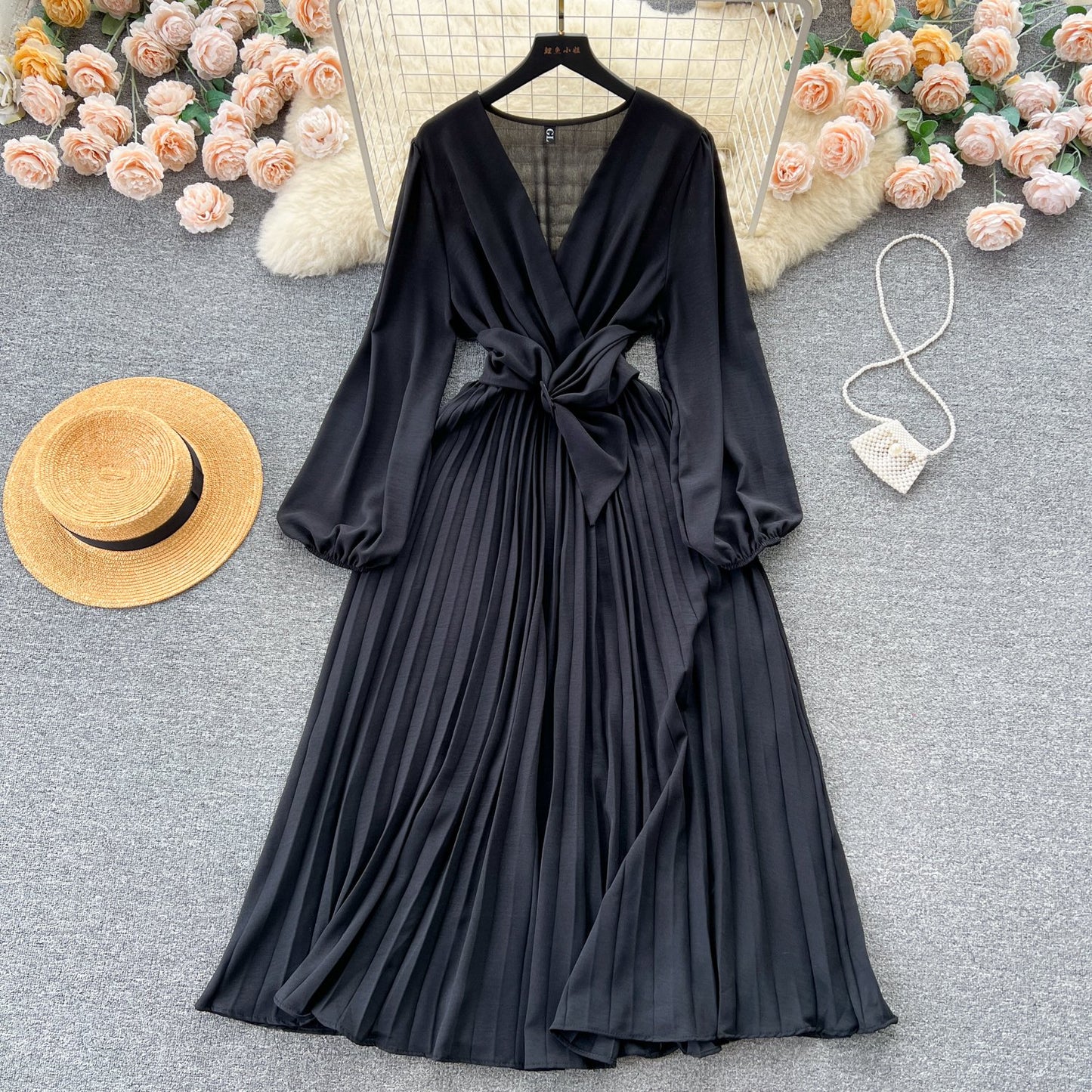 Summer Roman V-neck Tunic Waist Dress Women's Long Lantern Sleeve Empire Lace Dress Red Yellow Purple Black