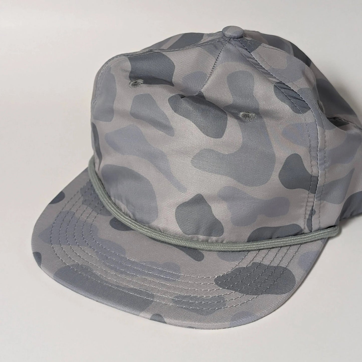 OEM Blank Retro Duck Camouflage Hat Men's Hunting Snapshot Flat Bill Hat Camouflage Trucker Cap Sunshade Hat Rope Snapshot Cap D107