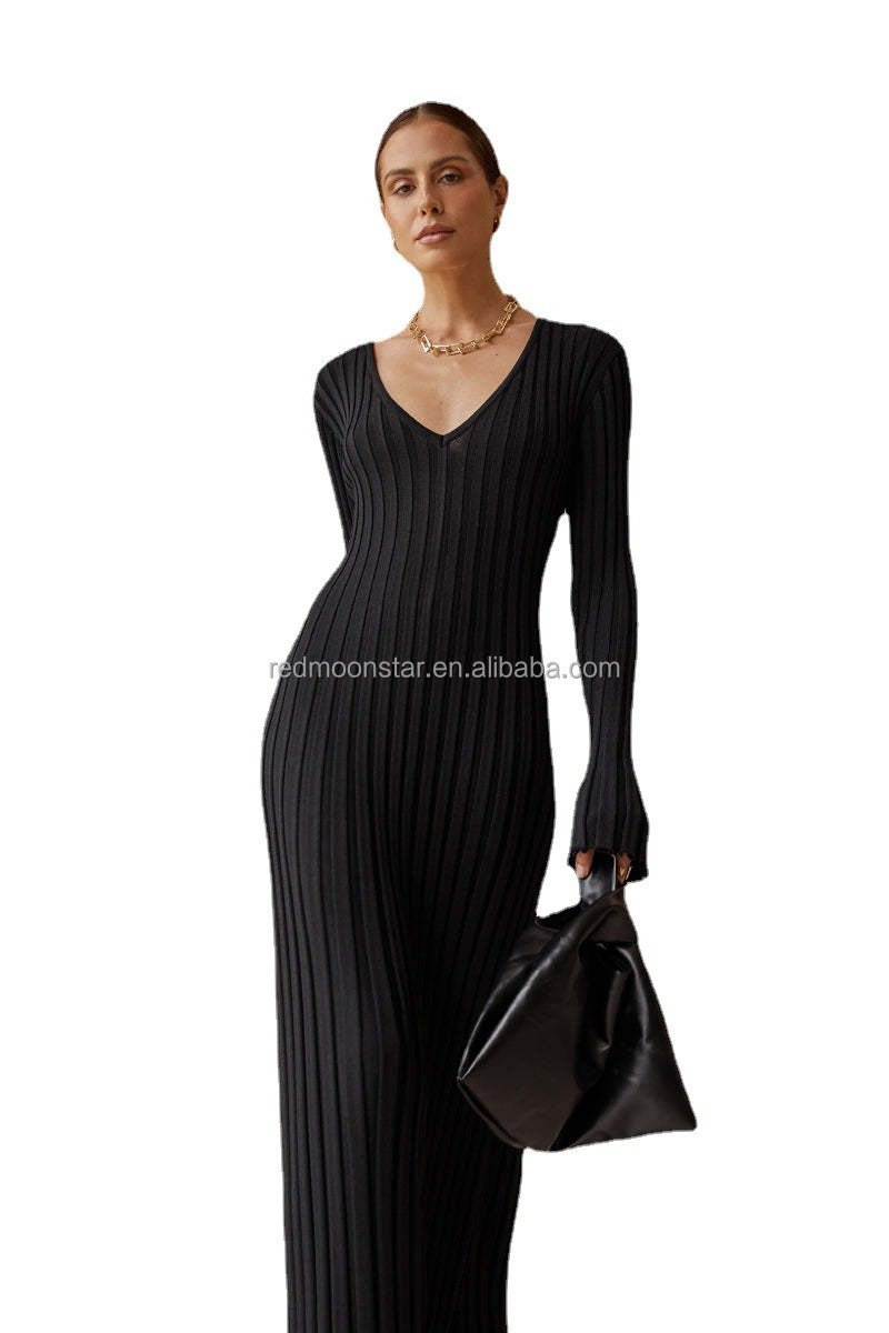 Wholesale 2024 New Knitted Women's Suit Long Sleeve Sweater Dress Style Wool Skirt Loose Knitted Girl Interior