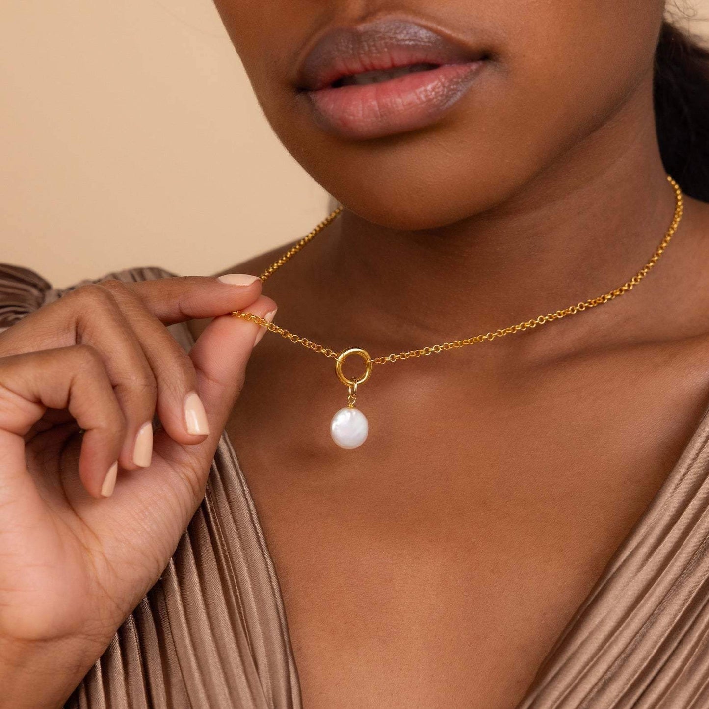 Mother Of Pearl Spell Titanium Pendant Necklace Inlaid Heart-shaped Pearl Geometric Pearl Jewelry
