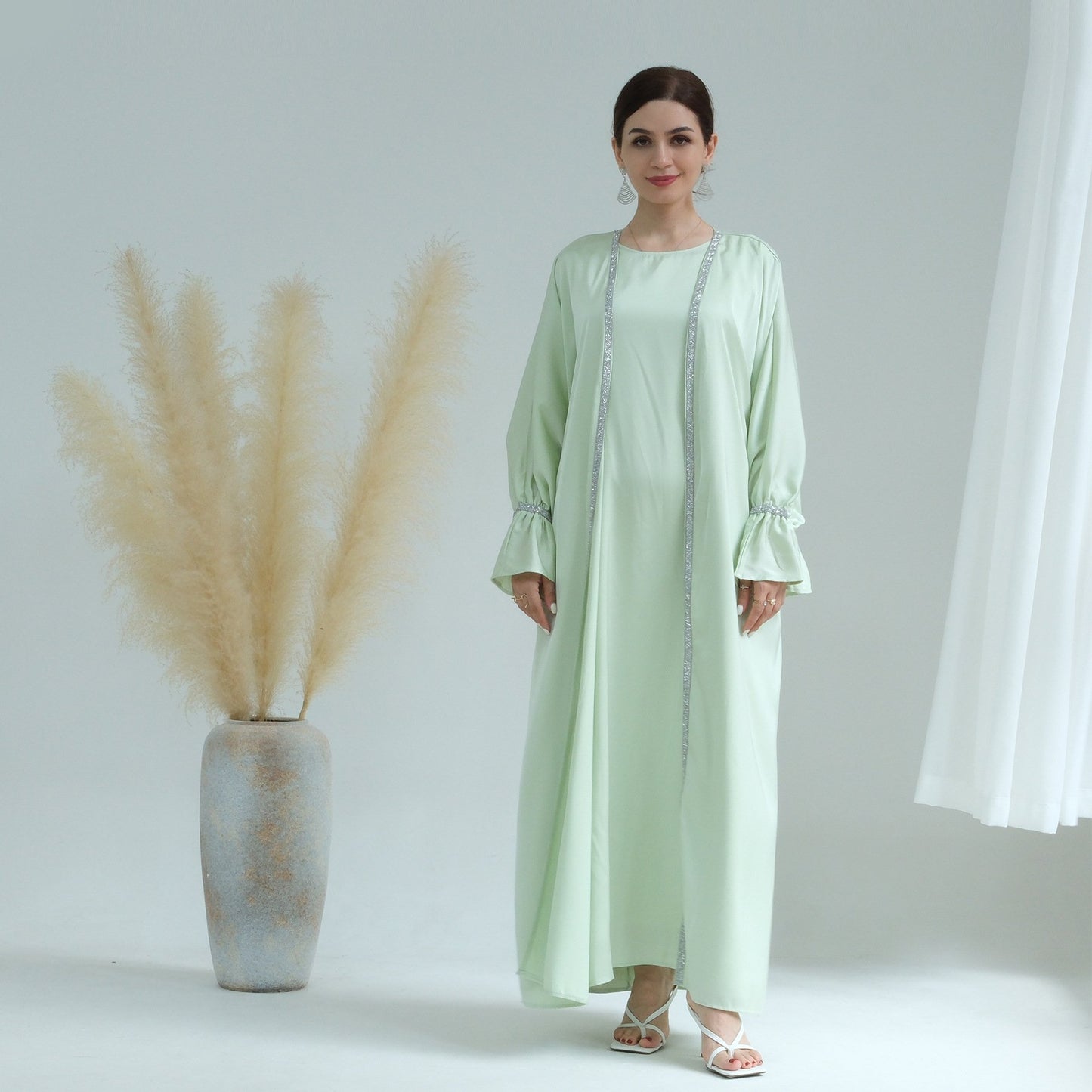 2023 New Design Eid Fitr Dubai Islamic Elegant Luxury Modest Abaya Women Muslim Dress Turkey Slide Dress Diamond Satin Silk