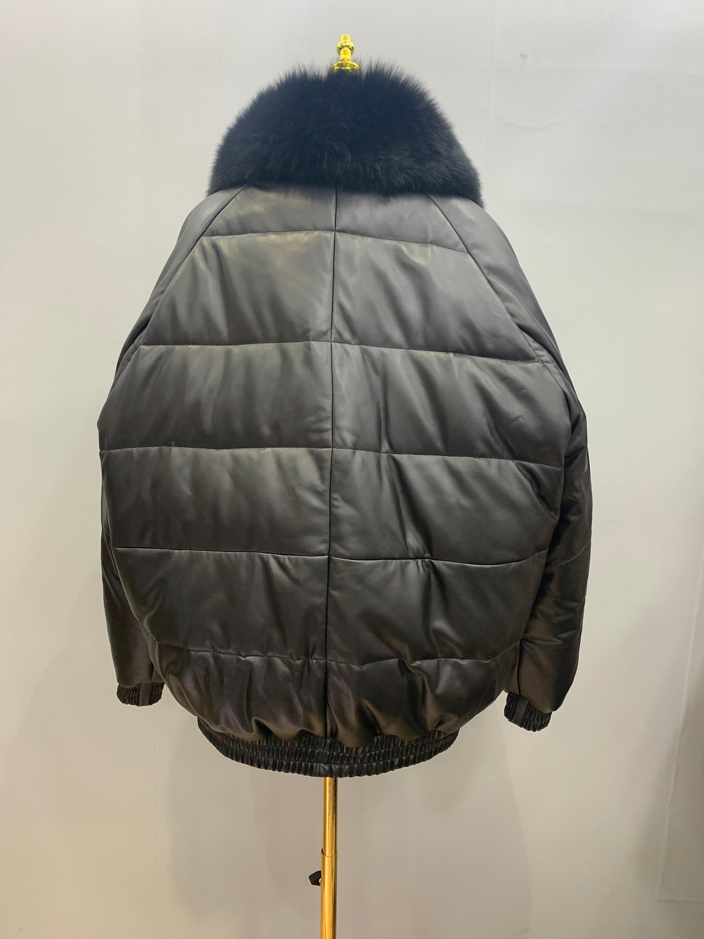 2021 Latest Men's High Custom Bomber Black Real Fox Fur Collar High Grade Duck Down With Black Real Sheepskin Jacket