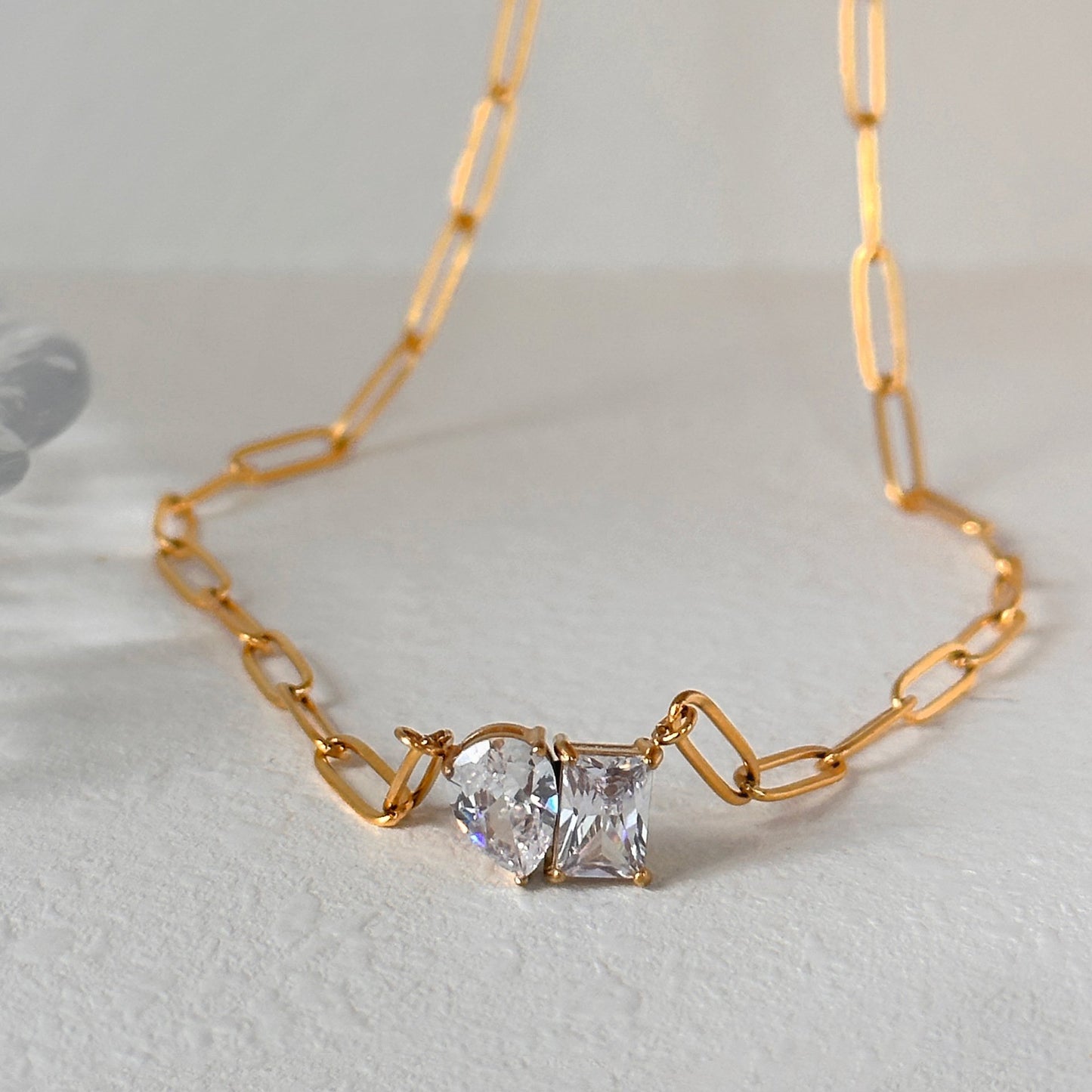 Fashion 18k Gold Plated Triangle Diamond Rectangular Drop Chain Ring Zirconia Pendant Stainless Steel Chain Necklace YF4029