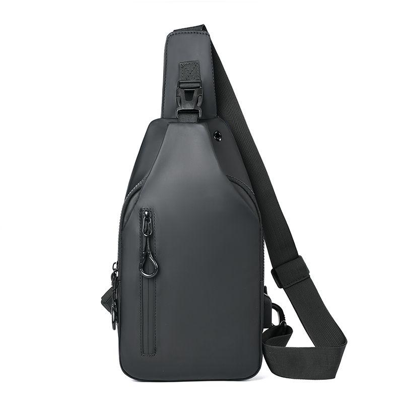 Fashion Outdoor Large Capacity Waterproof USB Charging Port Men Chest Bag Messenger Bag Wholesaler Manufacturer New Design