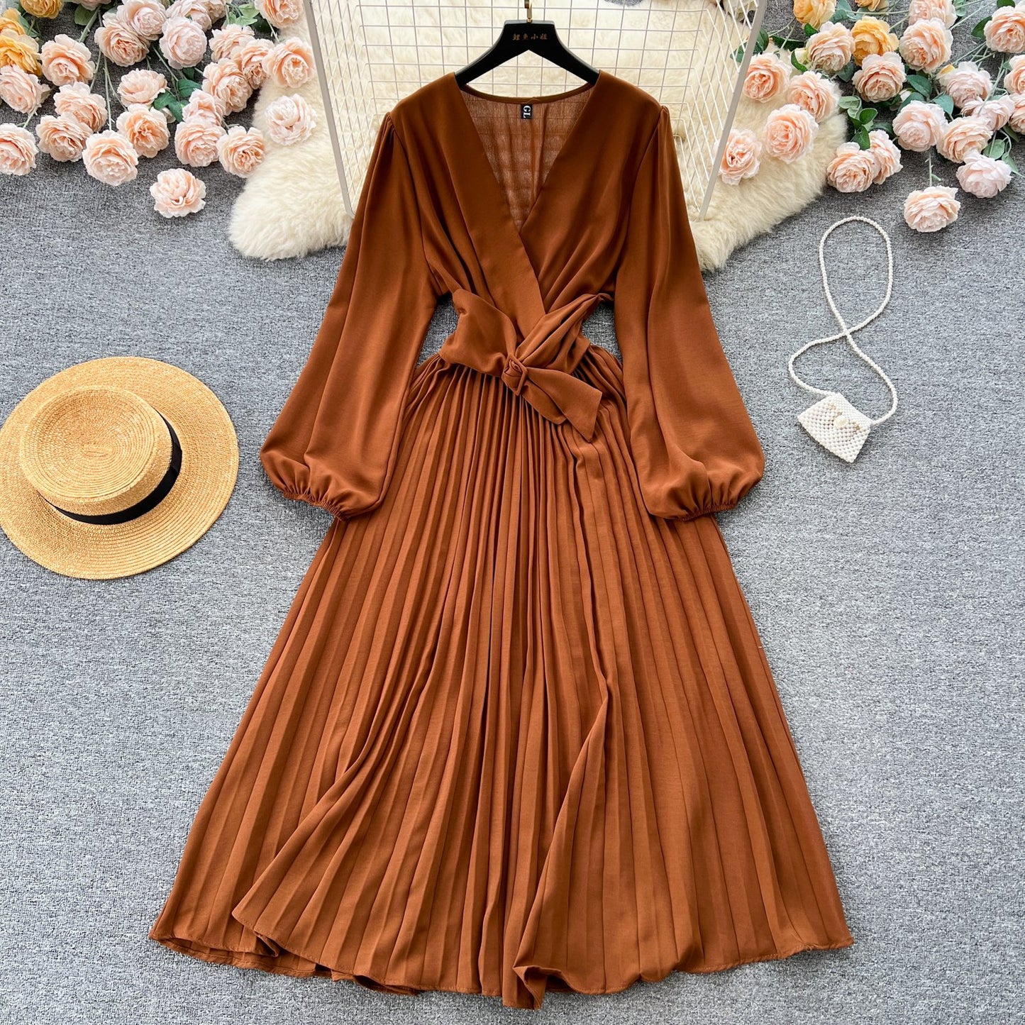 Summer Roman V-neck Tunic Waist Dress Women's Long Lantern Sleeve Empire Lace Dress Red Yellow Purple Black