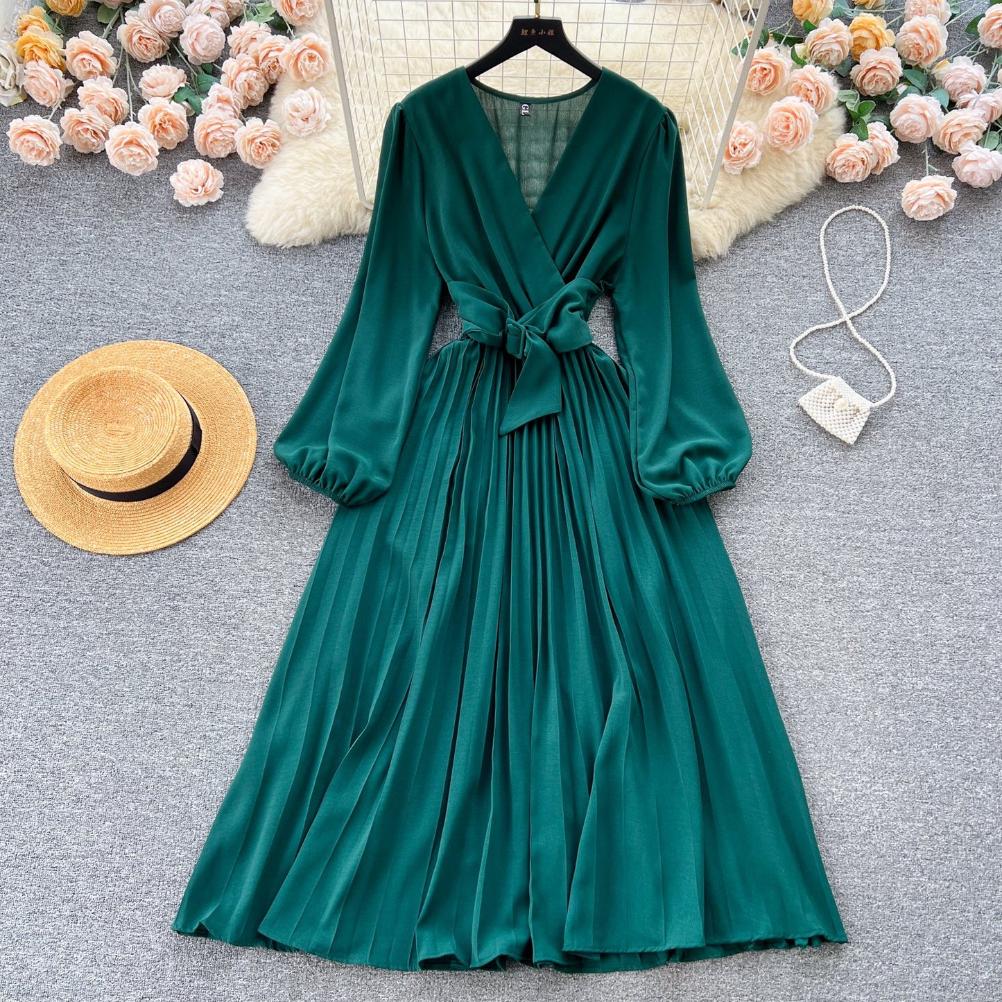 Summer Roman V-neck Tunic Waist Dress Women's Long Lantern Sleeve Empire Lace Dress Red Yellow Purple Black