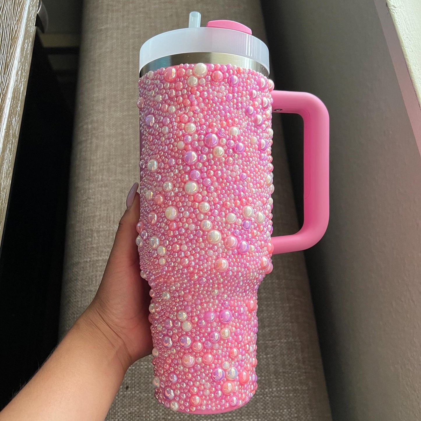 Factory Hot Sale Personal Custom Logo Handmade Pearl 40 Oz Rhinestone Valentine Wine Glass Color Lead-free Pearlescent Mug Mug
