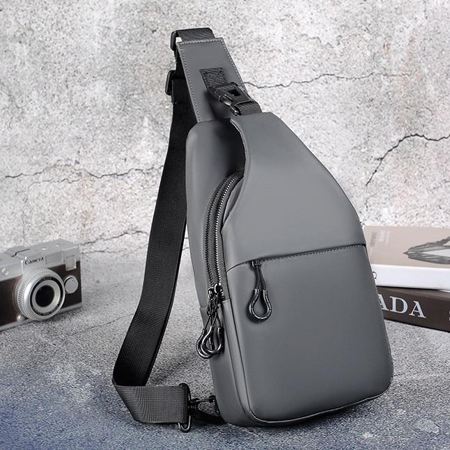 Casual Fashion Multifunctional Chest Bag Shoulder Bag Waterproof Chest Crossbody Bag With USB For Young Men