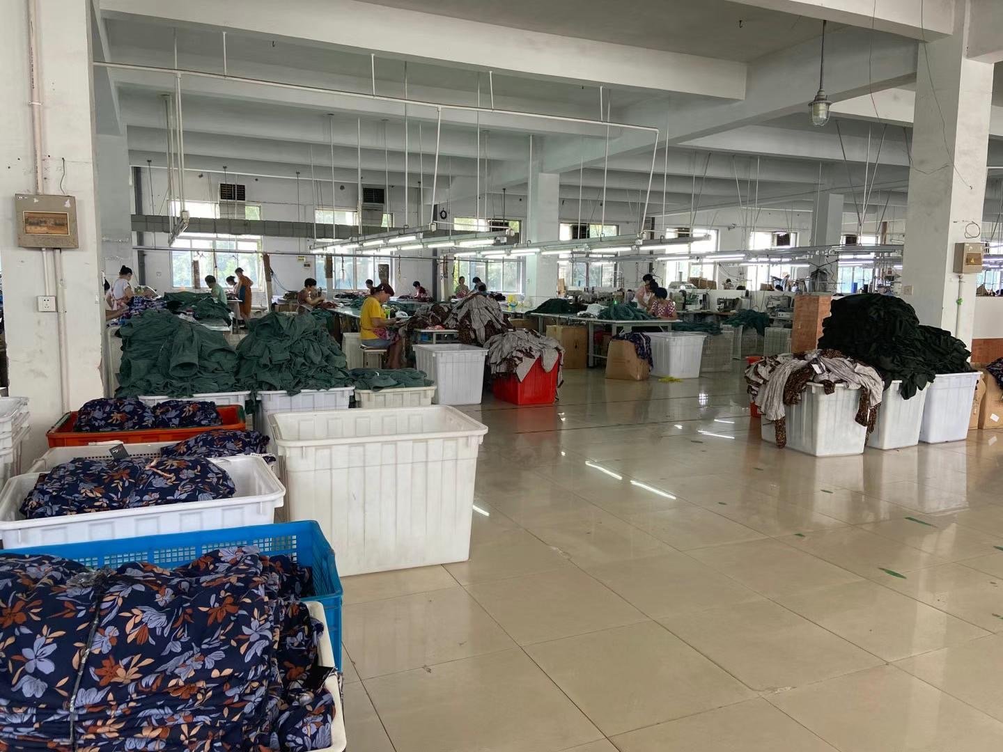Wholesale Clothing Fashion Women's Factory Discount Assorted Bulk Clothing Shipping Store Big Bag Women Top Dress