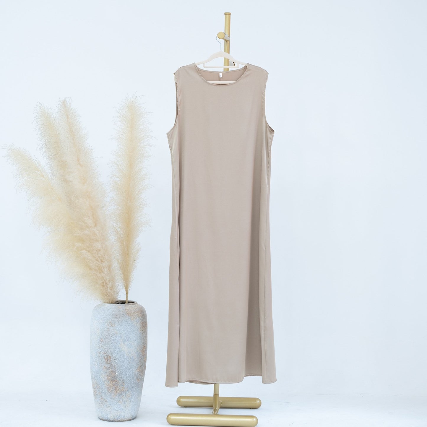 2023 New Design Eid Fitr Dubai Islamic Elegant Luxury Modest Abaya Women Muslim Dress Turkey Slide Dress Diamond Satin Silk