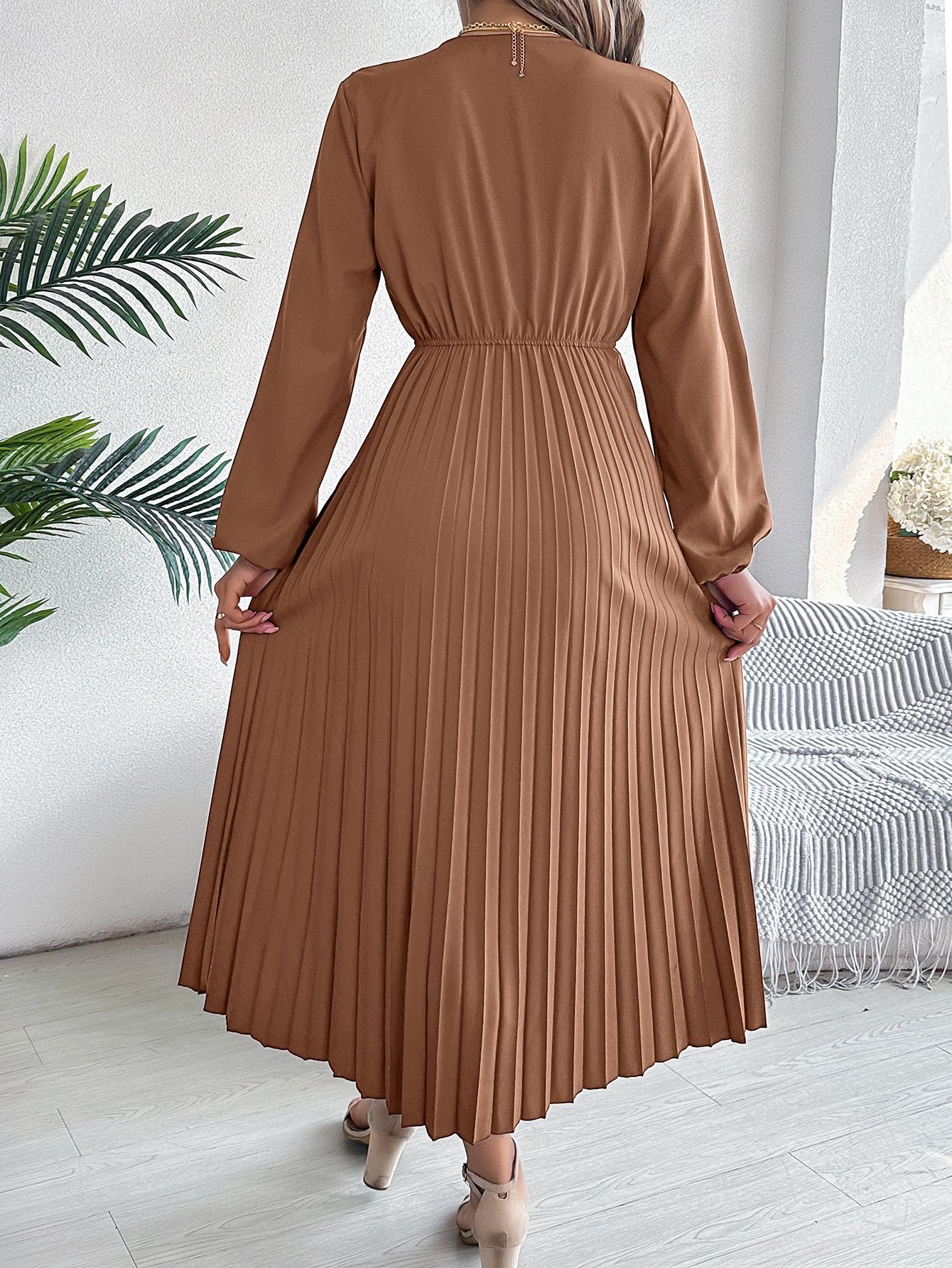 2024 New Women's Casual Wear V-neck Pleated Skirt Dress Spring And Autumn Women's Elegant Long Powder Puff Sleeve A- Line Skirt