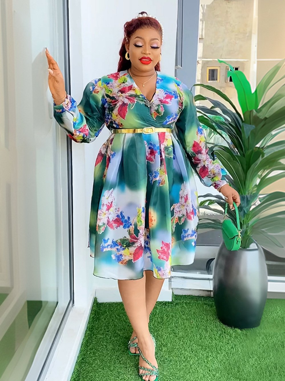 Africa 2024 Spring And Summer New Cross-border Foreign Trade Women's Plus Size V-neck Printed Dress With Belt