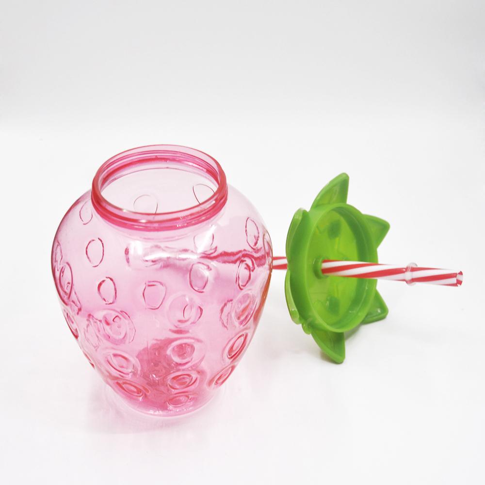 China Supplier Colorful Cute Strawberry Shape Plastic Water Cup With Straw
