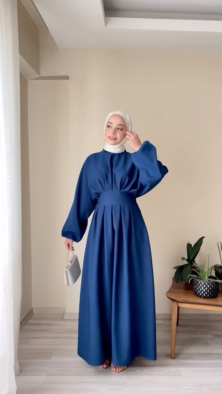 2024 New Wholesale Solid Color Simple Moderate Dress Long Sleeve Islamic Clothing Women's Clothing